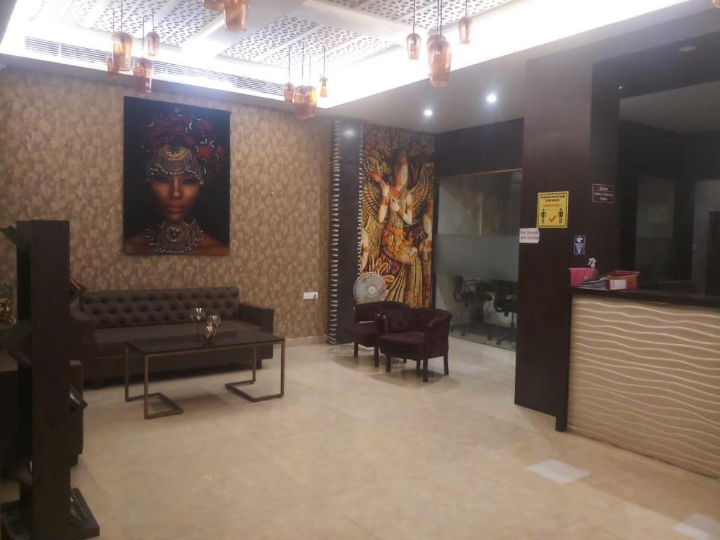 Hotel Yatri Nagpur Exteriör bild