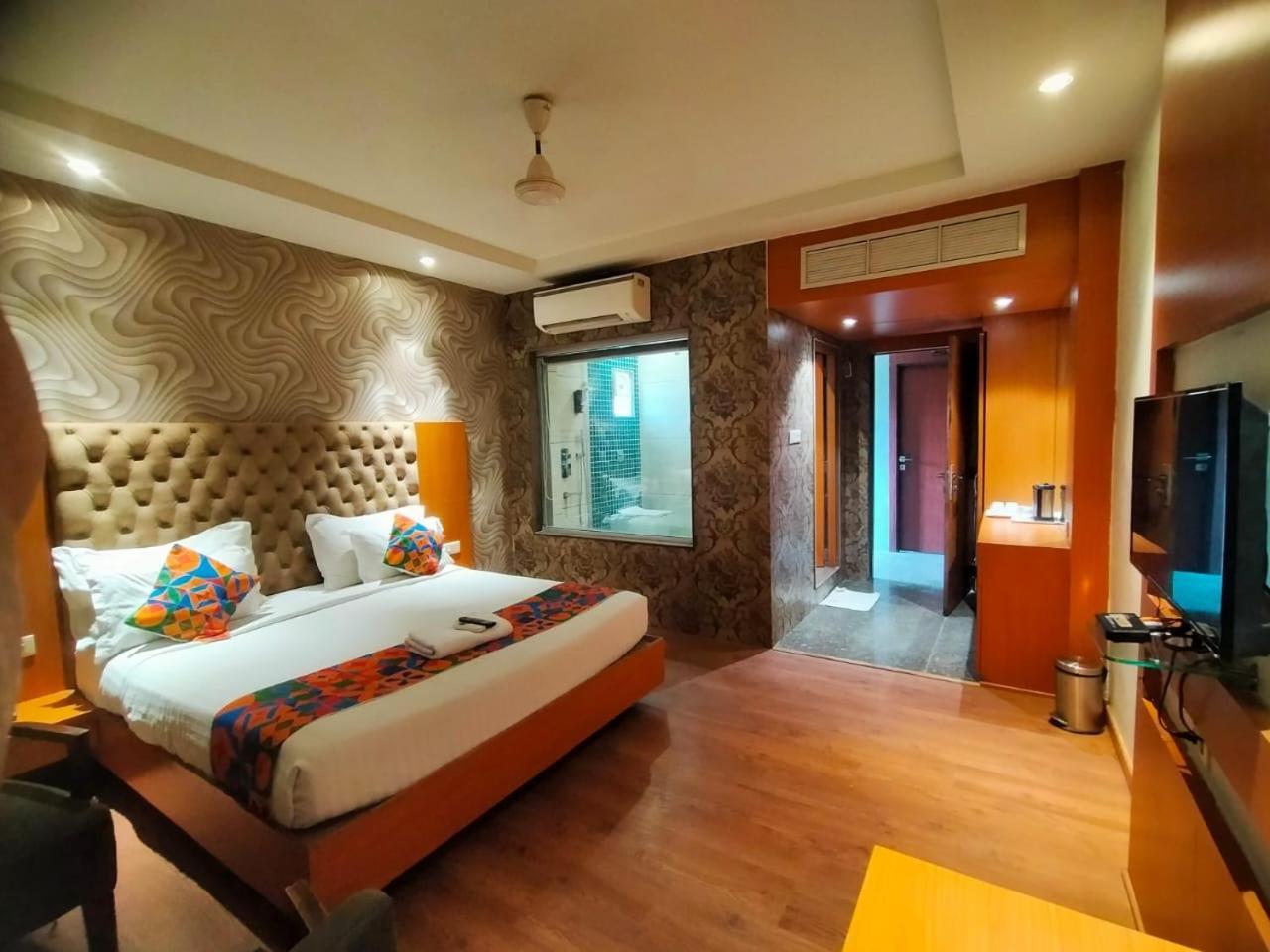 Hotel Yatri Nagpur Exteriör bild